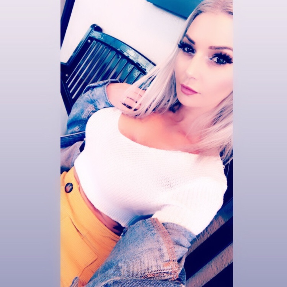 Meet your Posher, Krystal